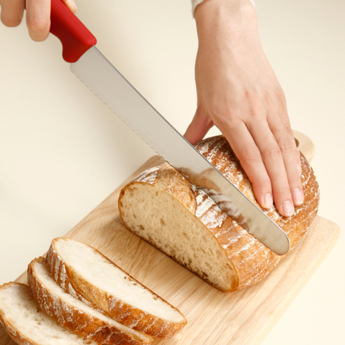 Victorinoxブレッドナイフプロ レッド 26cm 1本 お菓子 パン作りの道具 分割 切る 包あん パンナイフ 食パンカットガイド 通販 Tomiz 富澤商店
