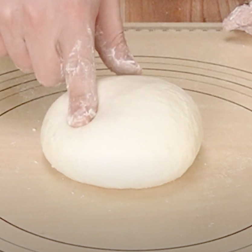 水分の量の違いによるパンの捏ね方