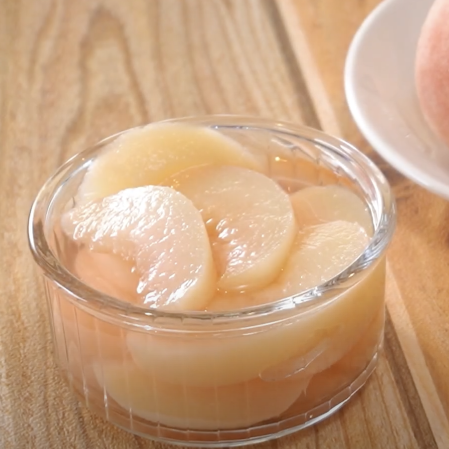 お菓子の基本! 桃のコンポートの作り方