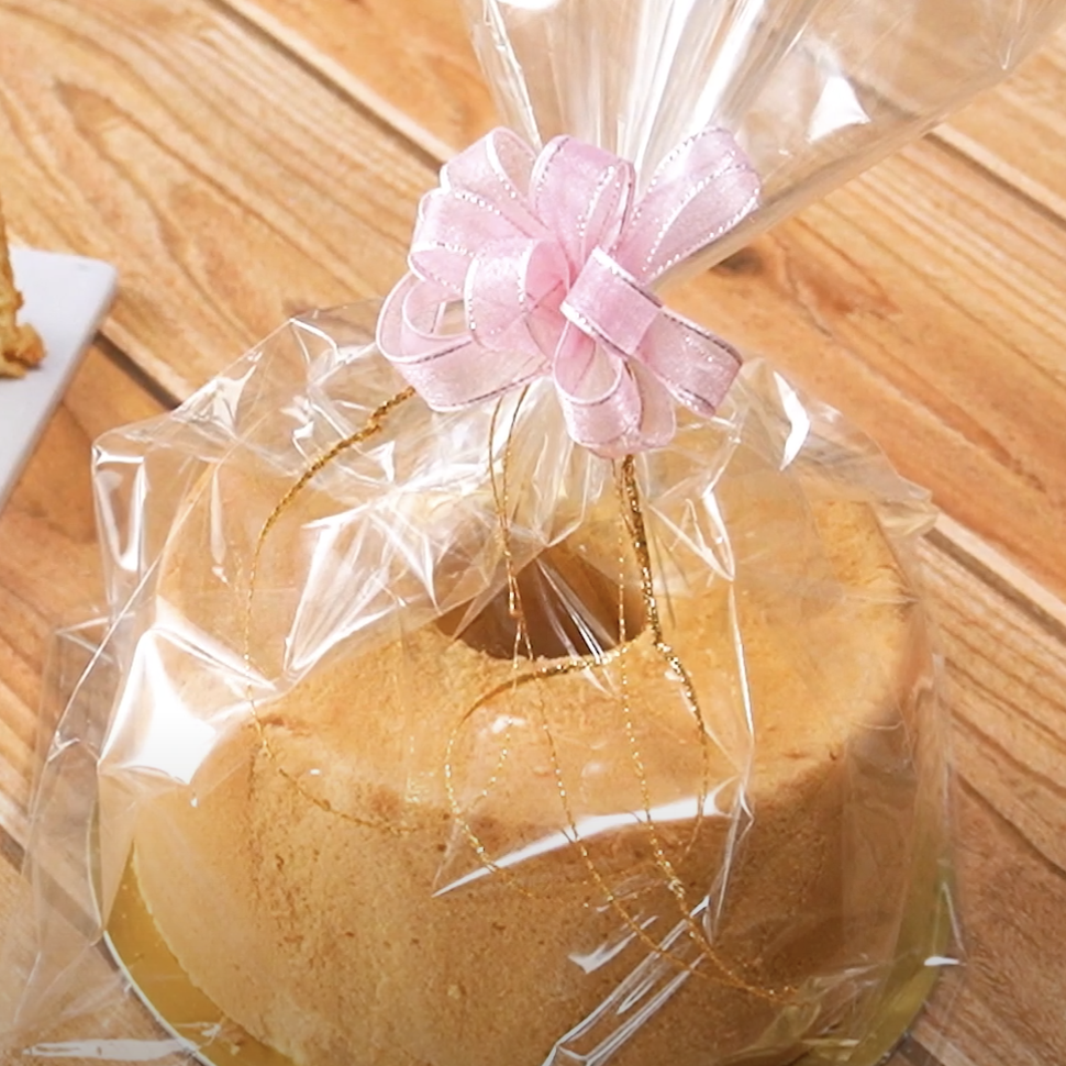 シフォンケーキのラッピング / ホールを包む方法