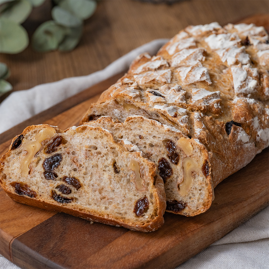 くるみとレーズンのカンパーニュ