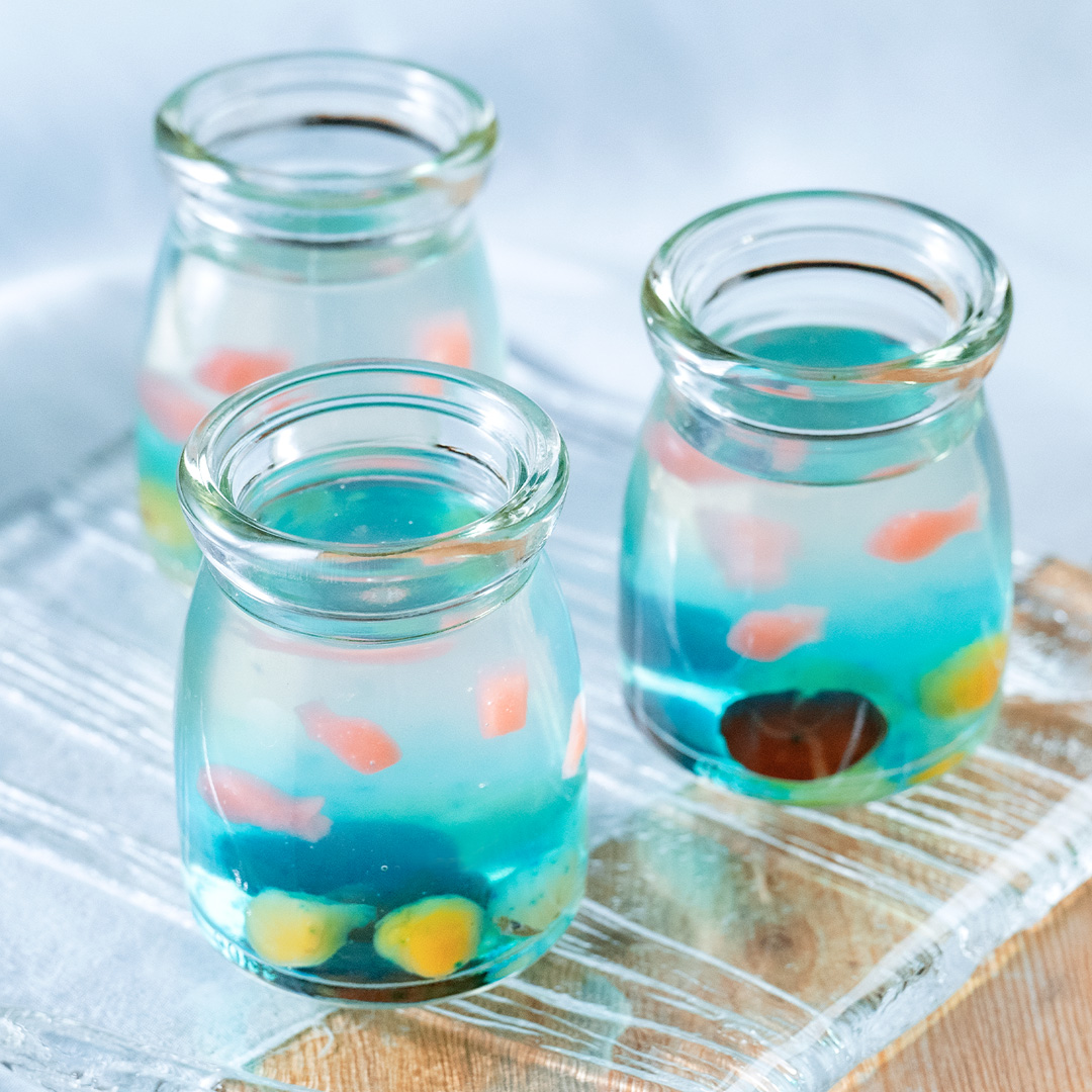 金魚鉢の錦玉羹