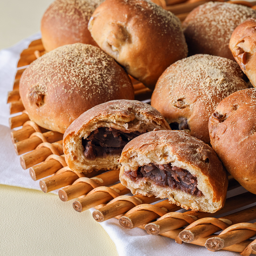 きなこが香るクルミあんぱん