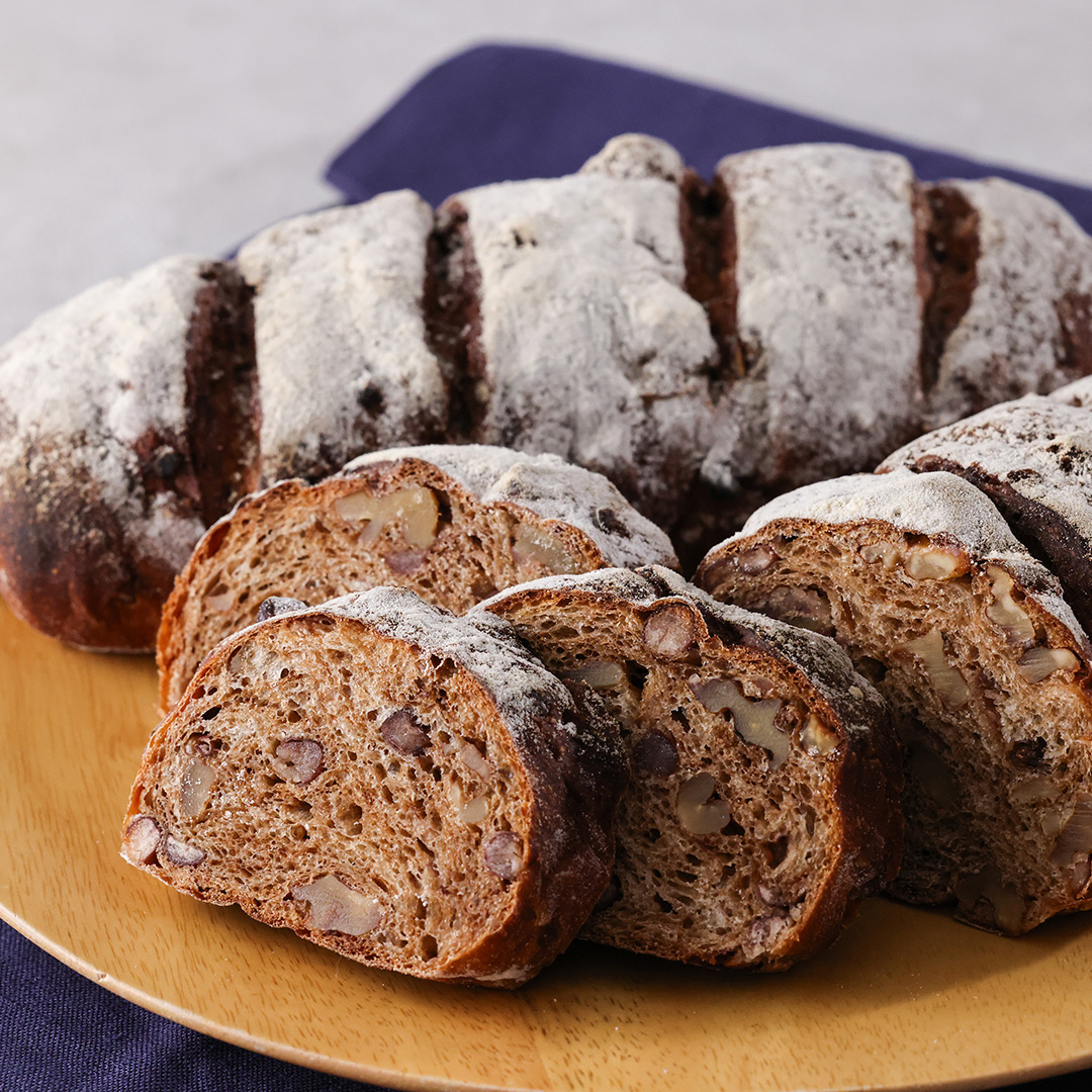 小豆ときな粉のセミハードブレッド