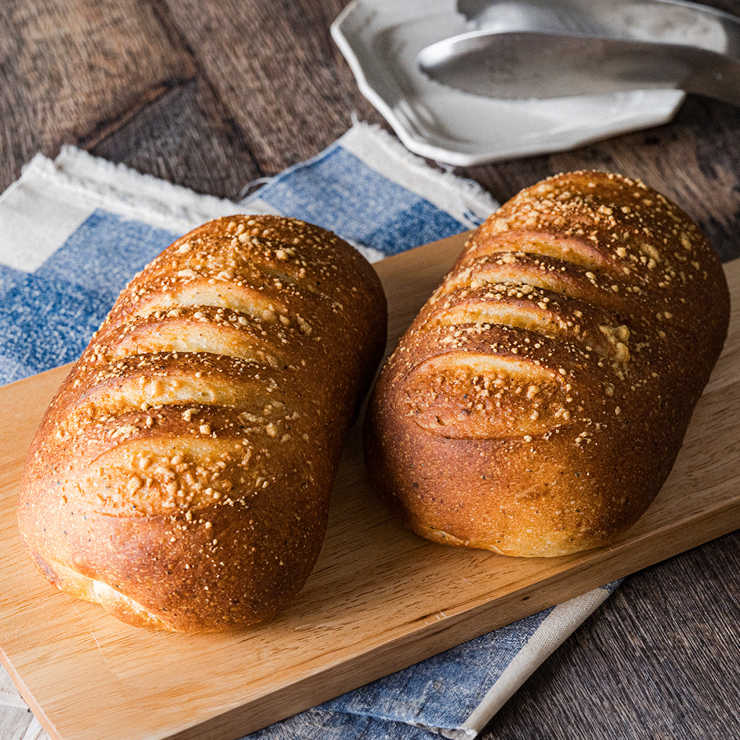 ペッパーチーズのセミハードブレッド