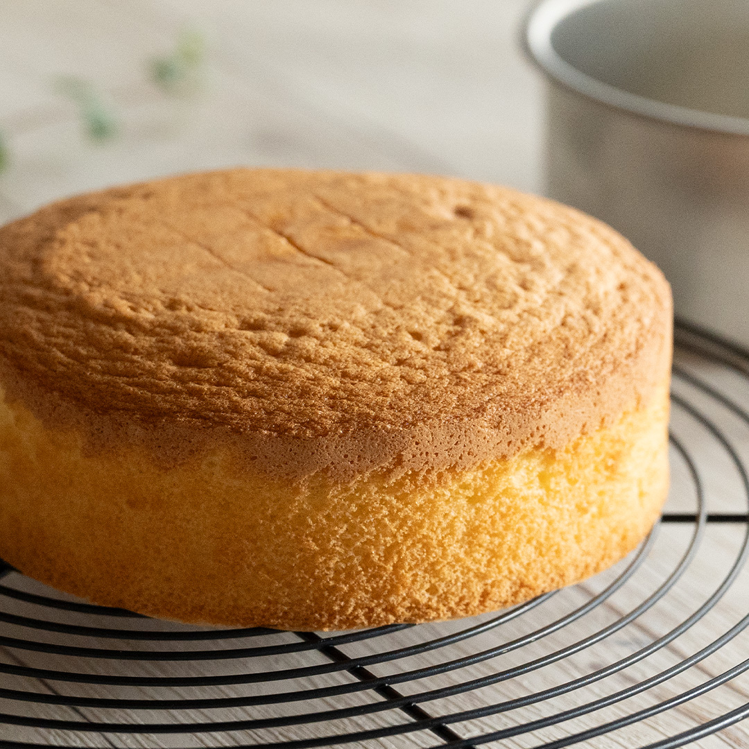 基本のふんわりスポンジケーキ