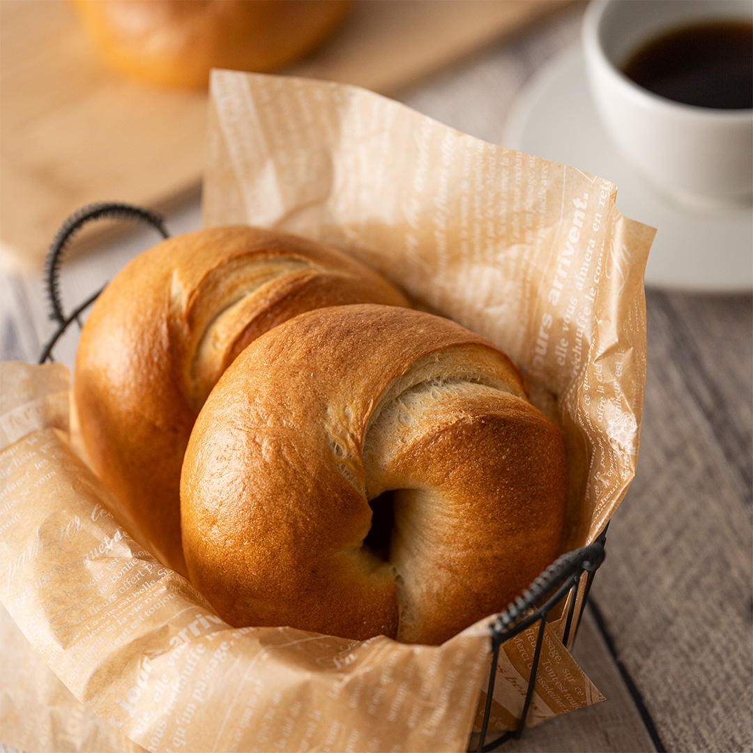 もち麦入りでもっともっちり!プレーンベーグル