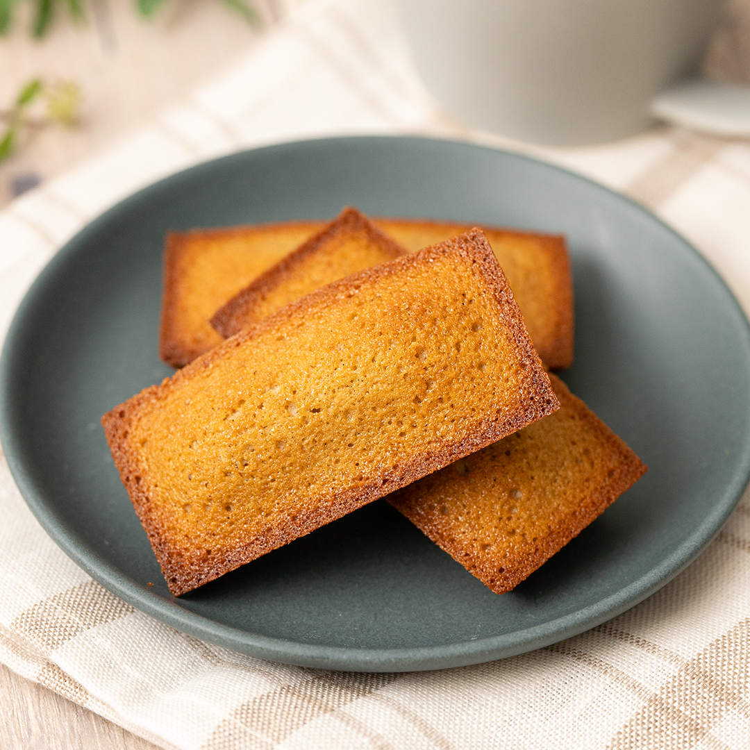 【まるでパティスリーの味!】基本のフィナンシェ