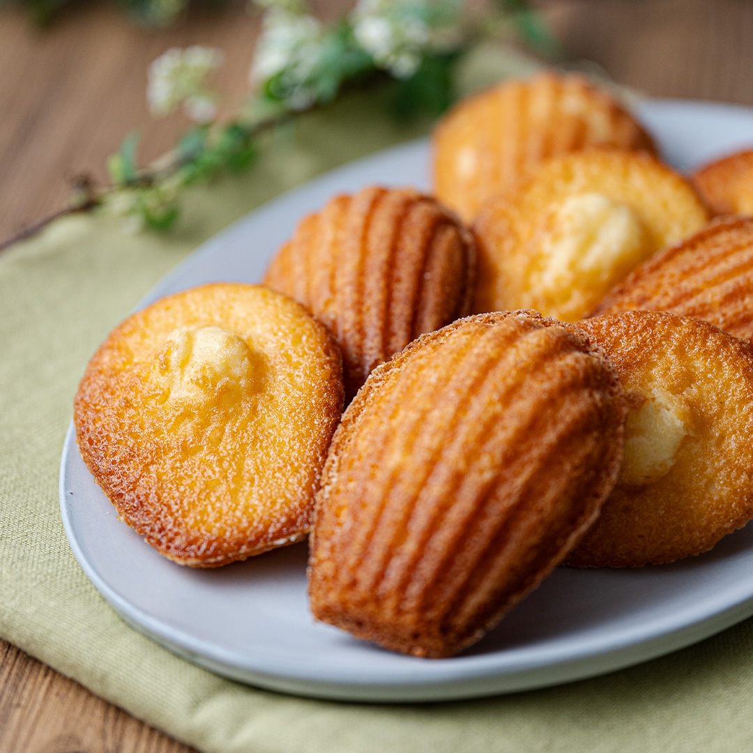 【まるでパティスリーの味!】基本のマドレーヌ