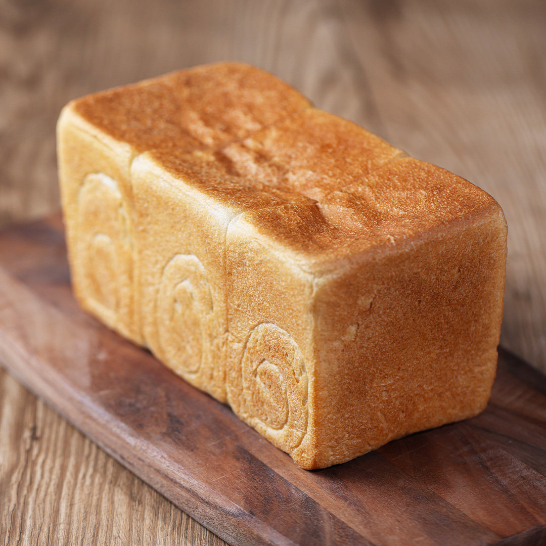 もち麦入りで作る!国産小麦の角食パン