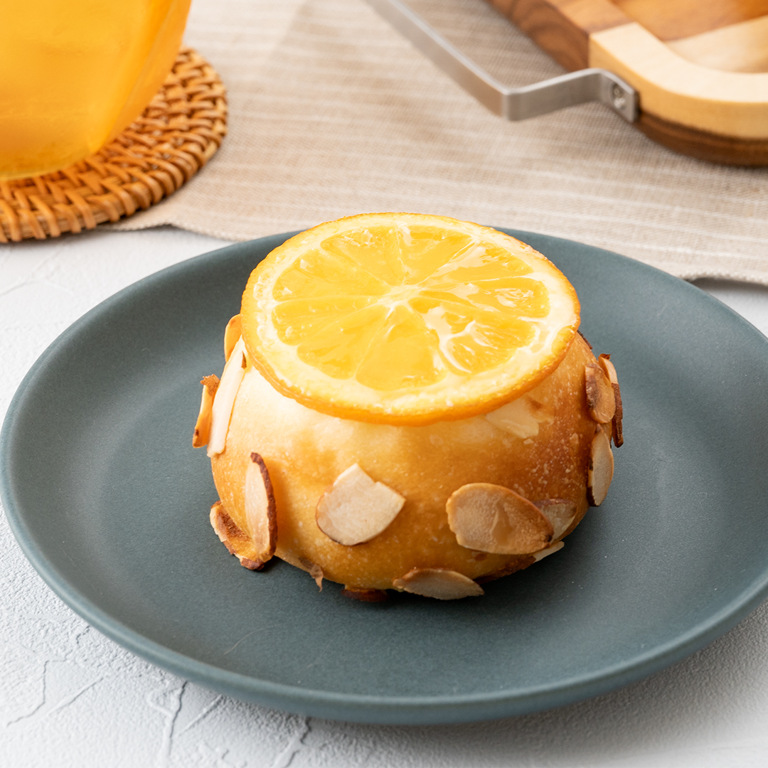 オレンジとクリームチーズのスイートブレッド