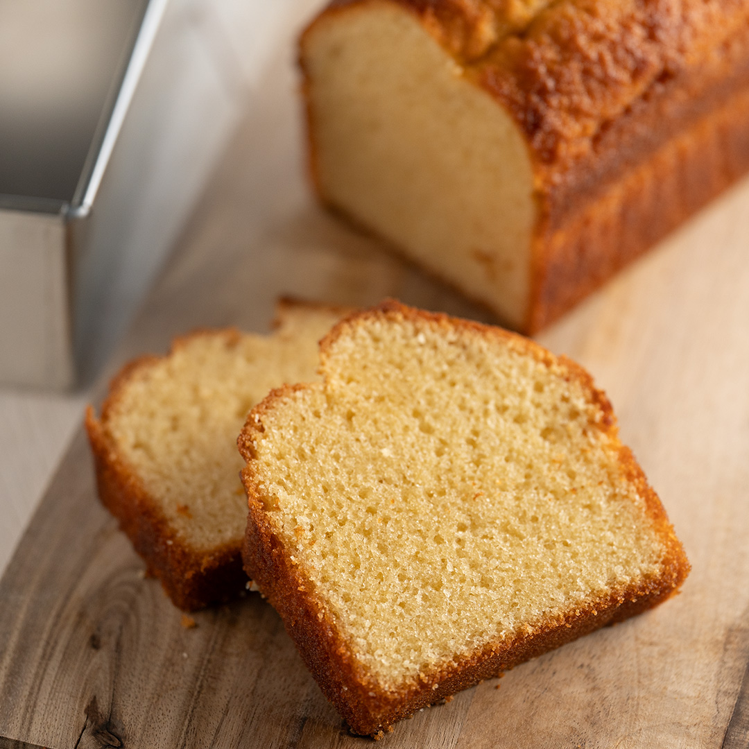 レミーマルタンを使った基本のブランデーケーキ