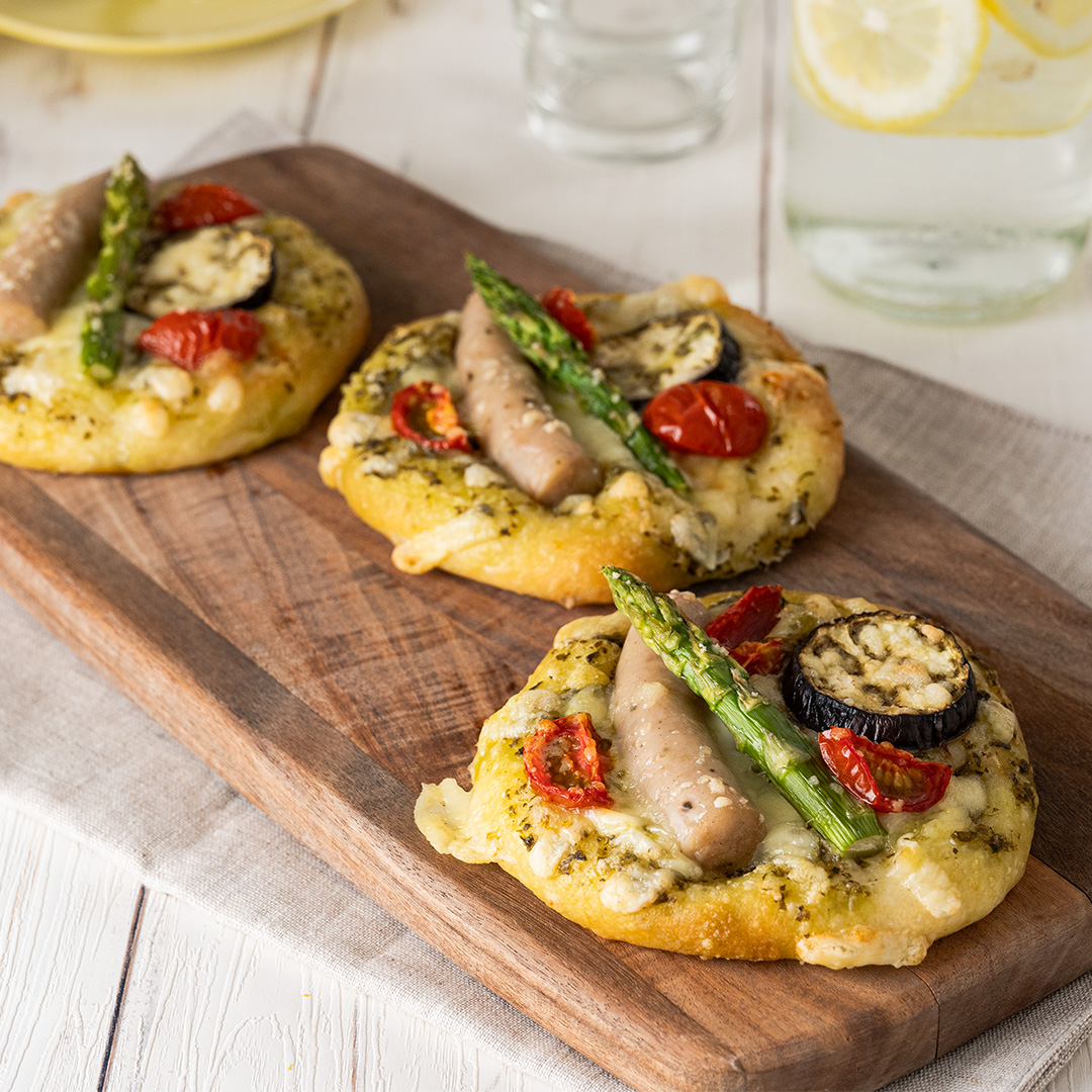 フォカッチャ生地で作る具沢山ピザ