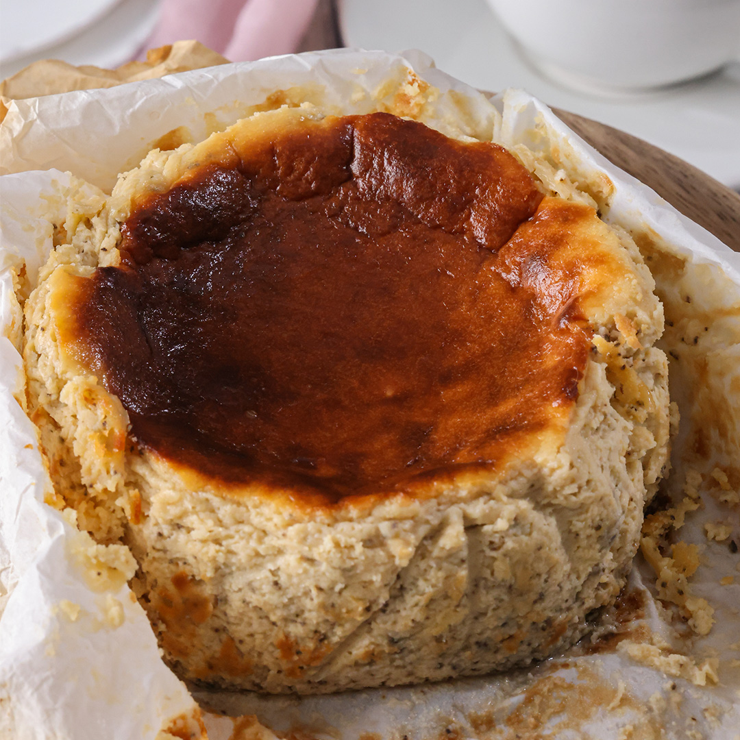 紅茶のバスクチーズケーキ