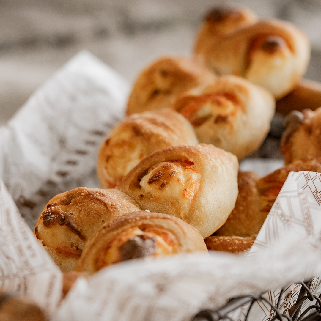 サーモンとクリームチーズのエピ