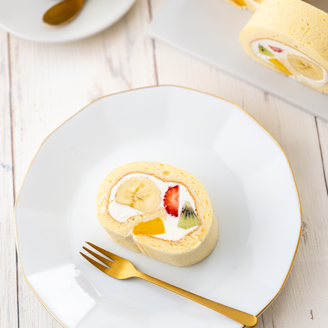 基本のフルーツロールケーキ