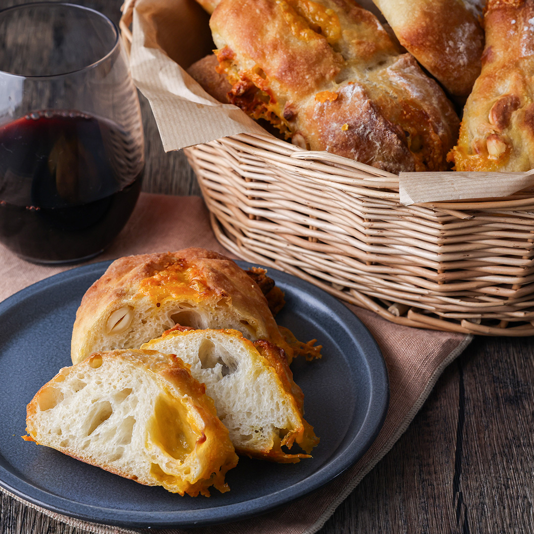 冷蔵発酵生地で作るリュスティック　~カシューナッツとチーズ~