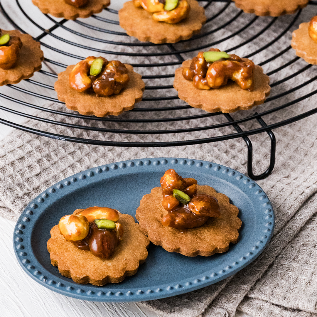 キャラメルナッツサブレ