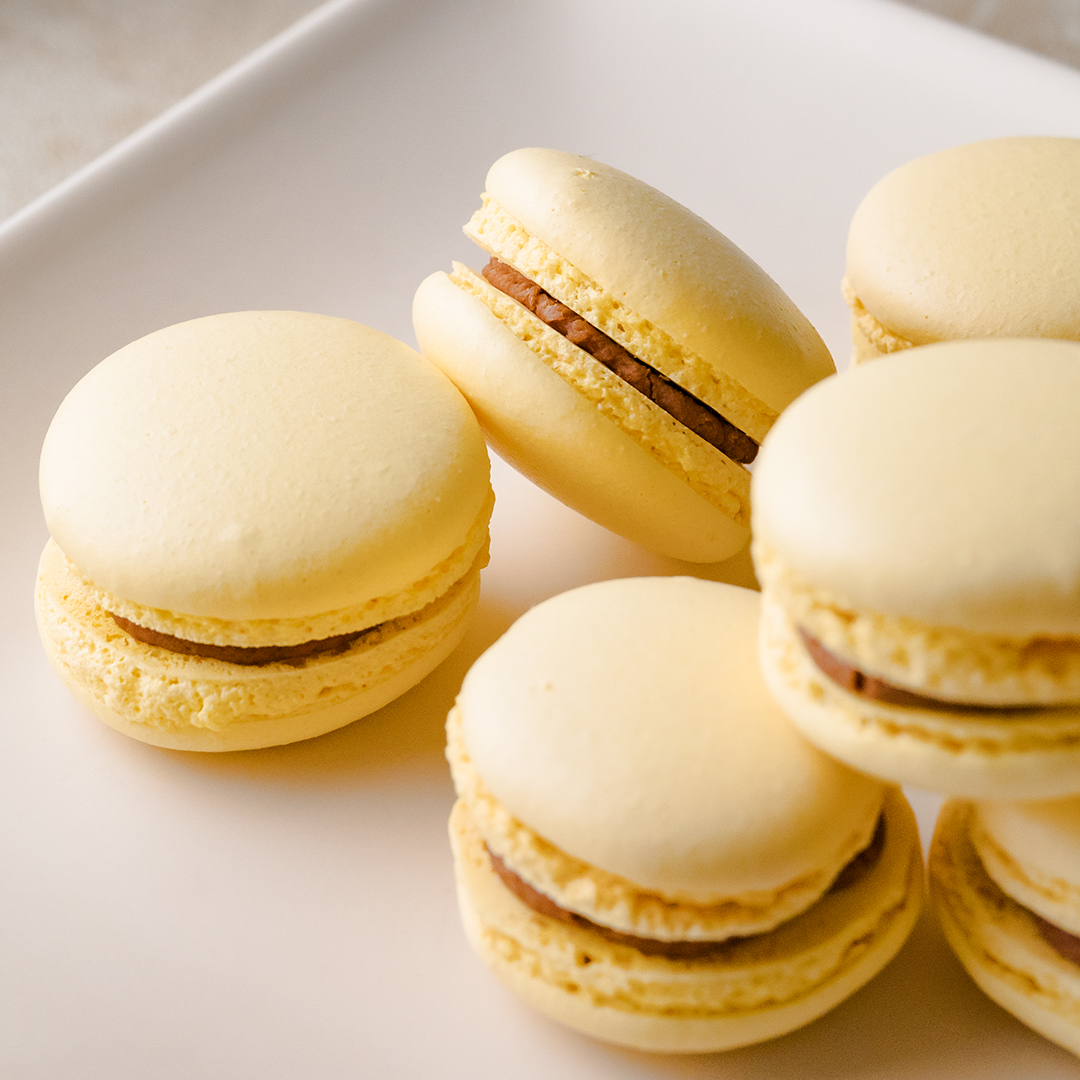 マカロン ～パンションフルーツ&マンゴー～