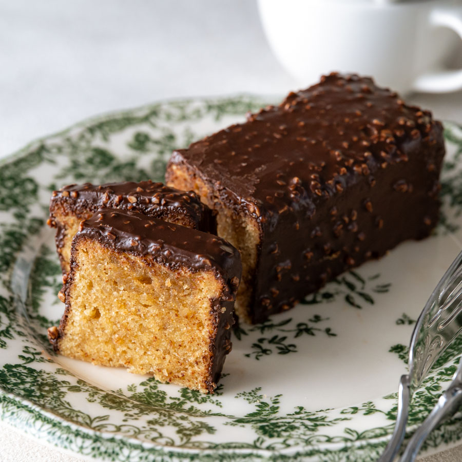 加塩バターで作る!アーモンドとチョコのパウンドケーキ