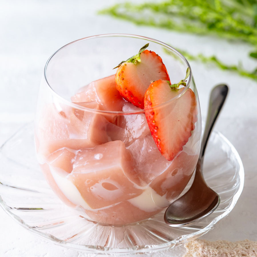 いちごミルクわらび餅