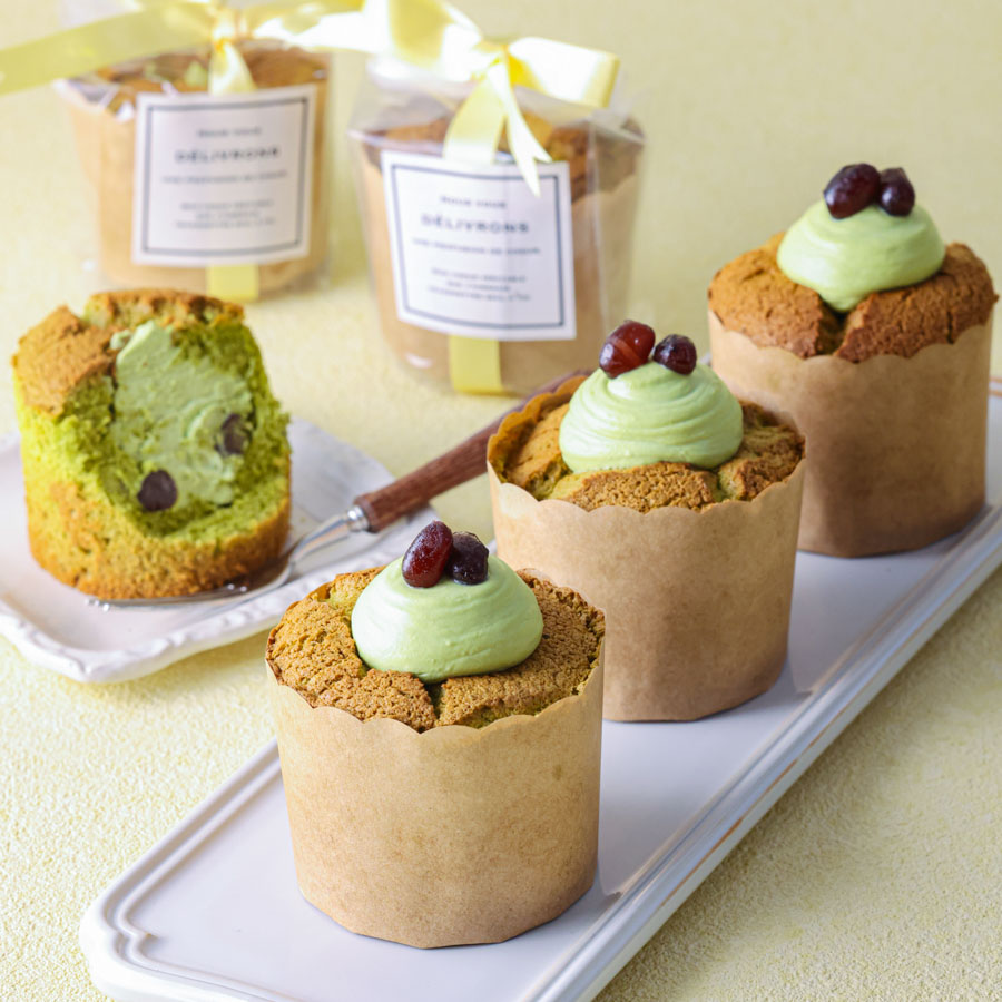 抹茶のカップシフォンケーキ