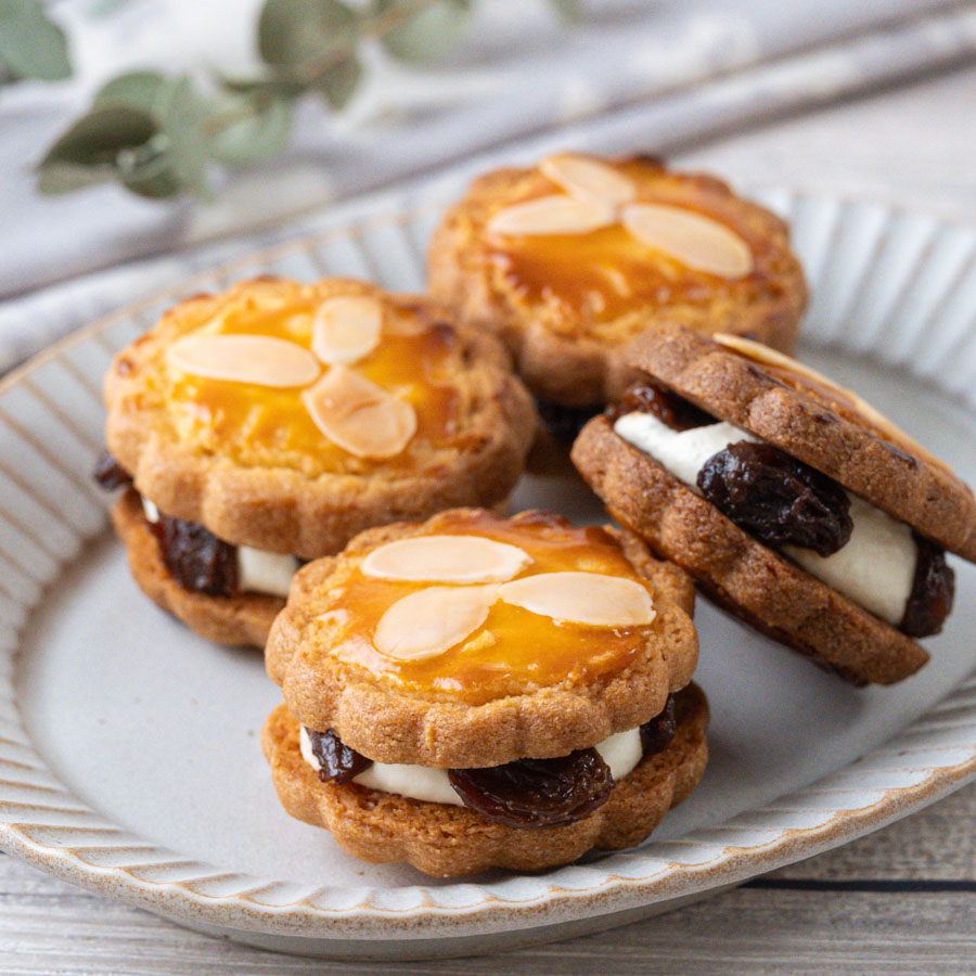 素朴なレーズンサンド