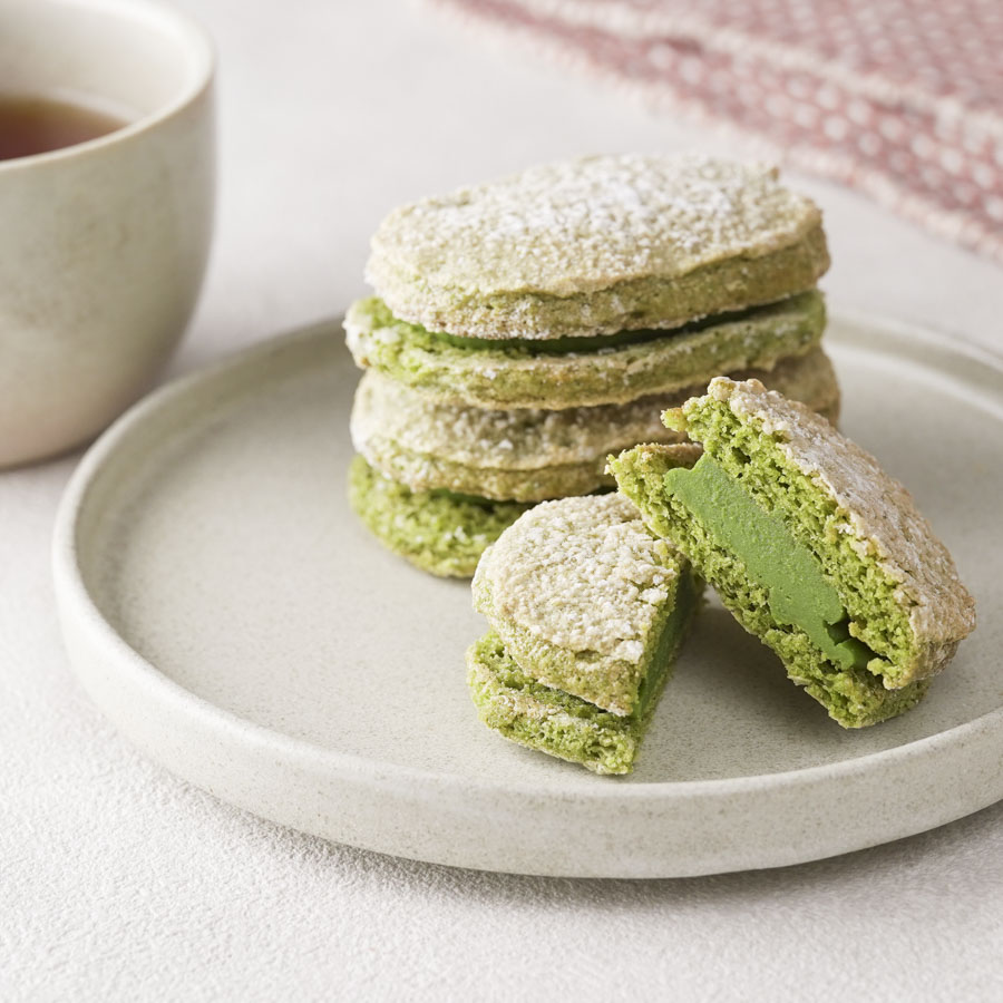 抹茶のダックワーズ