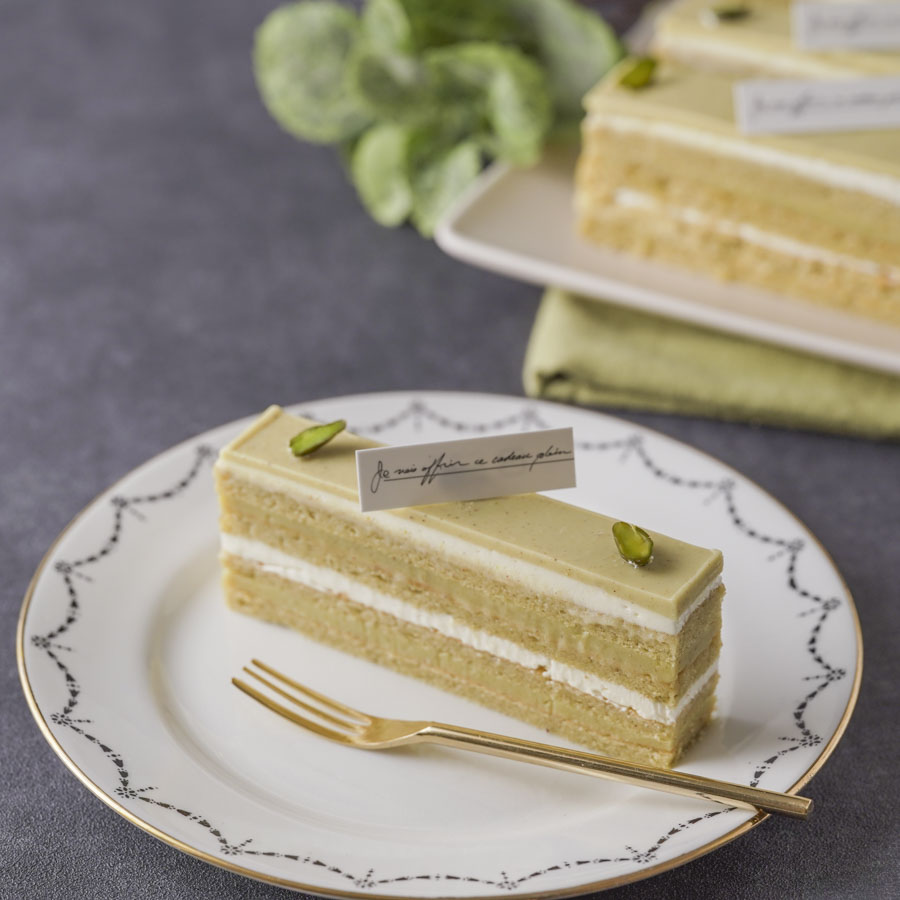 ピスタチオとホワイトチョコのケーキ