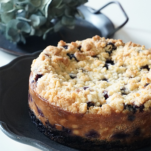 発酵バター香る!ブルーベリークランブルチーズケーキ