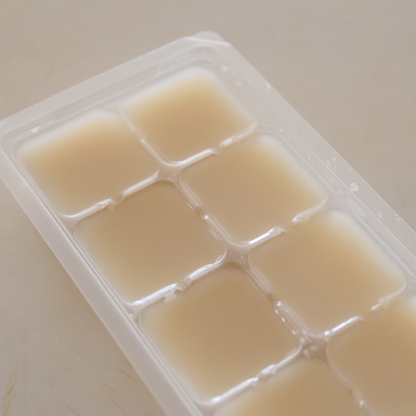 1　甘麹氷を凍らせておく