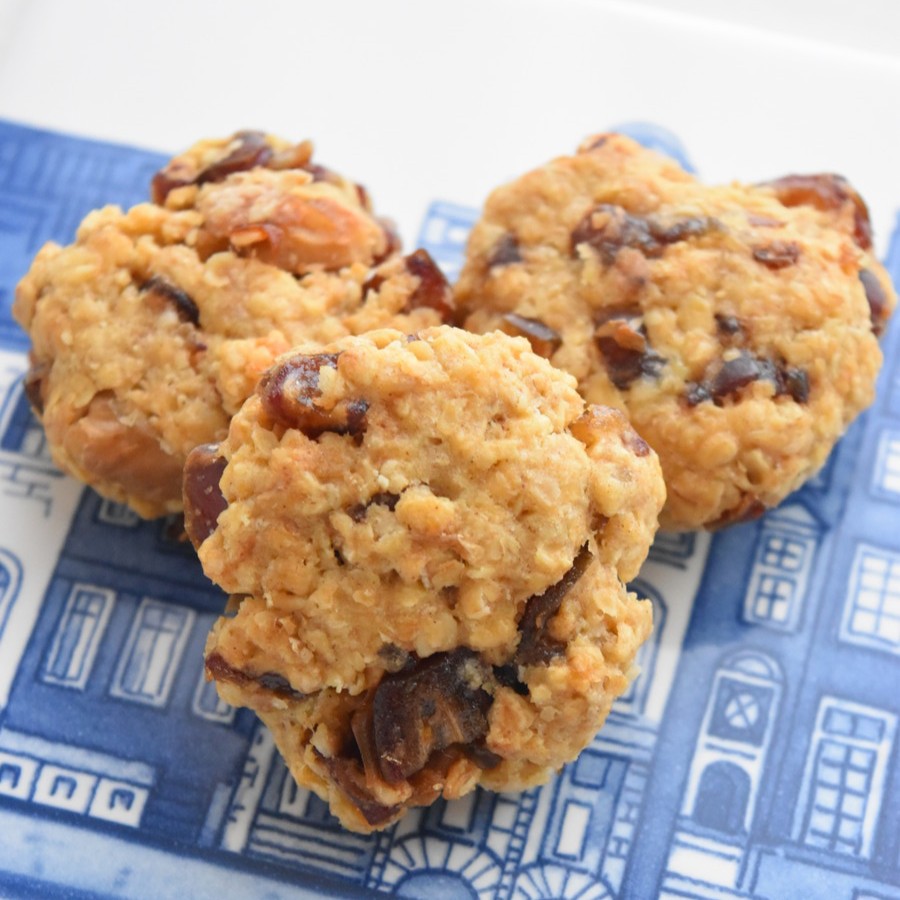 【砂糖不使用】デーツとオートミールのヘルシークッキー