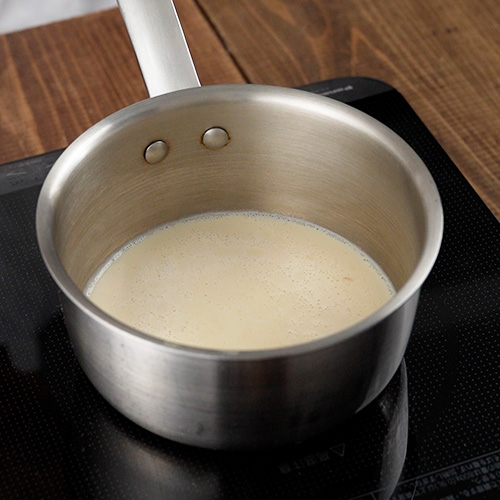 10　クレームパティシエール ブロンド