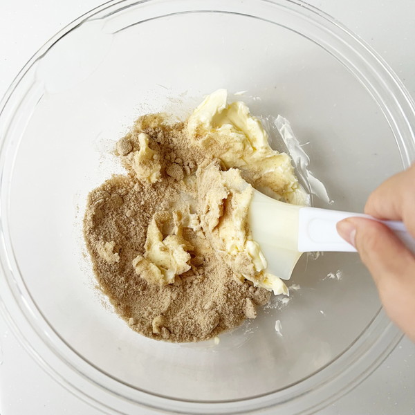 1　ダマンドクリーム作り