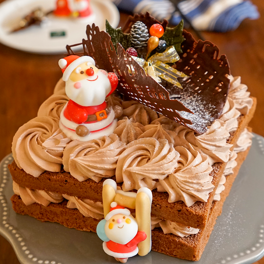 【ナッペ不要】クリームたっぷり!シンプルなクリスマスチョコレートケーキ