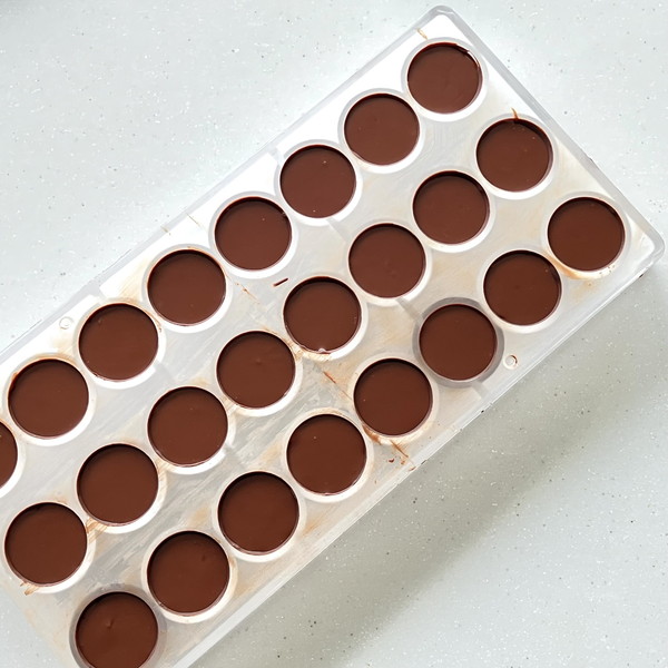 13　チョコレートで蓋をする