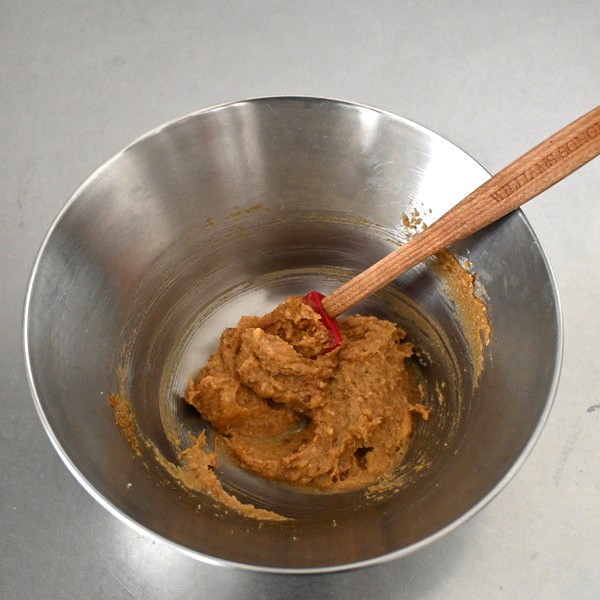 5　アーモンドクリームを作る