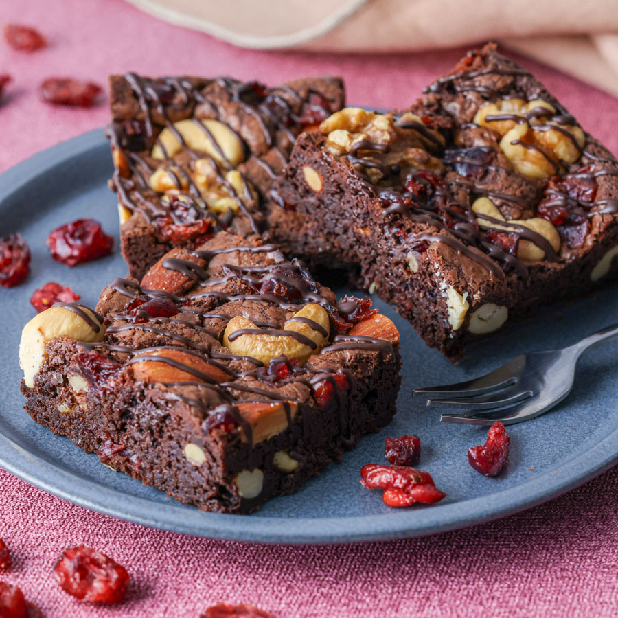 クランベリーとナッツのブラウニー