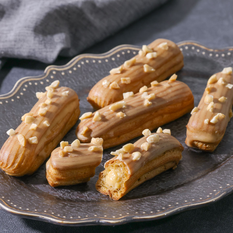 ブロンドチョコレートとキャラメルのエクレア