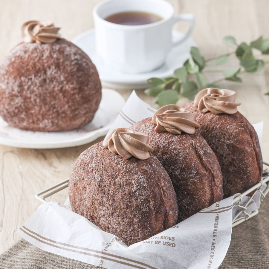 チョコクリームドーナツ