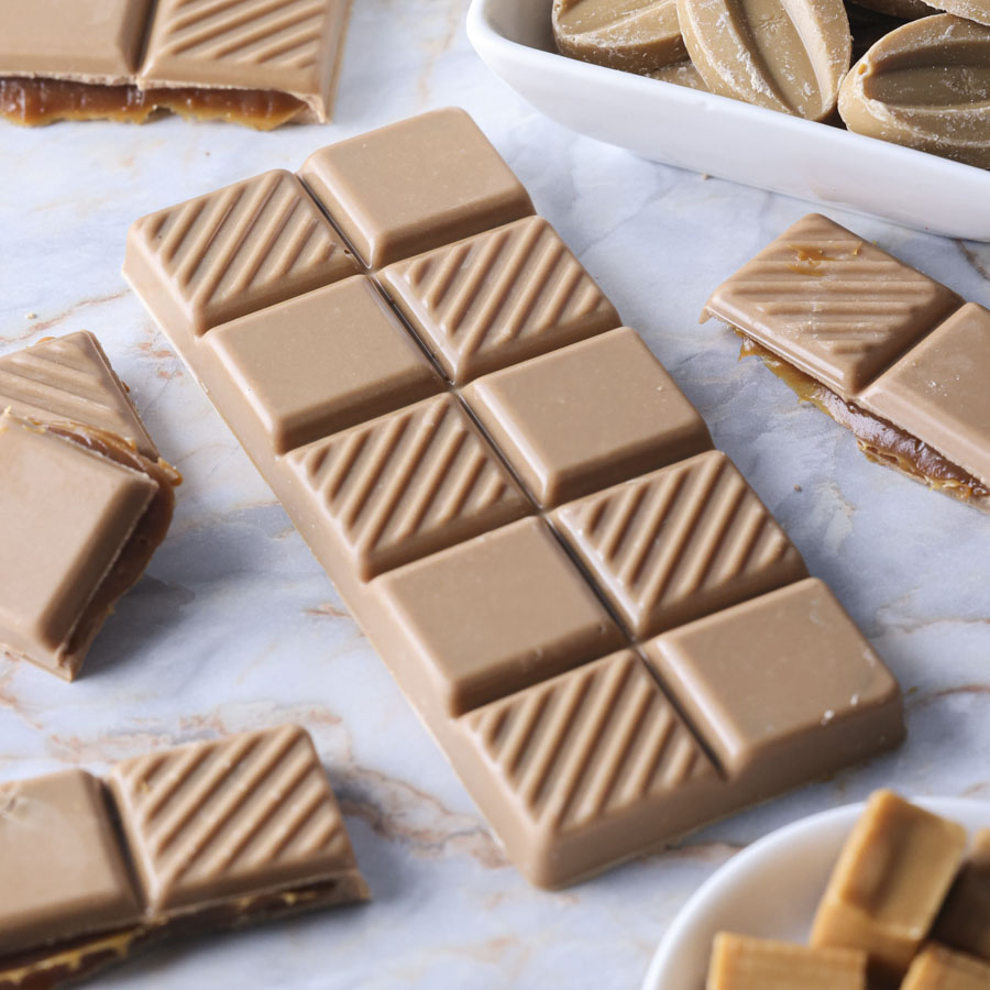 ブロンドチョコとキャラメルのタブレットショコラ
