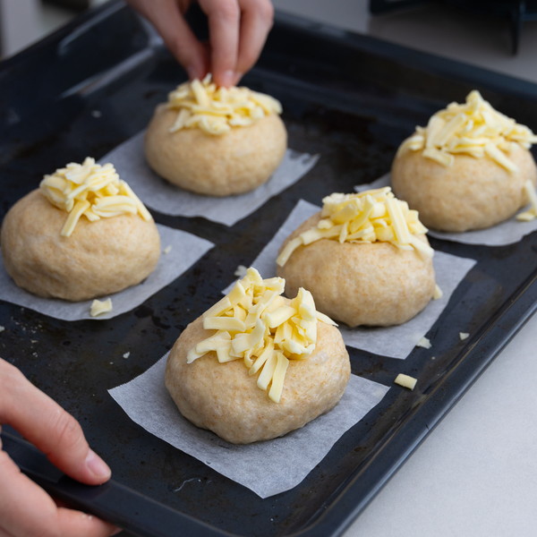 10　トッピング・焼成