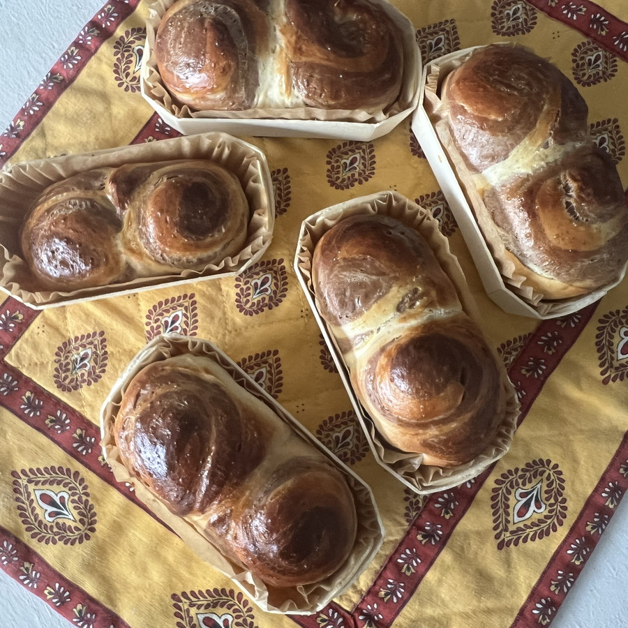 ココアのマーブルミニ食パン