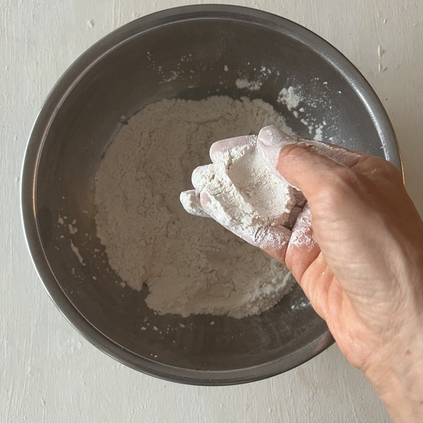 1　ミルク生地を作る