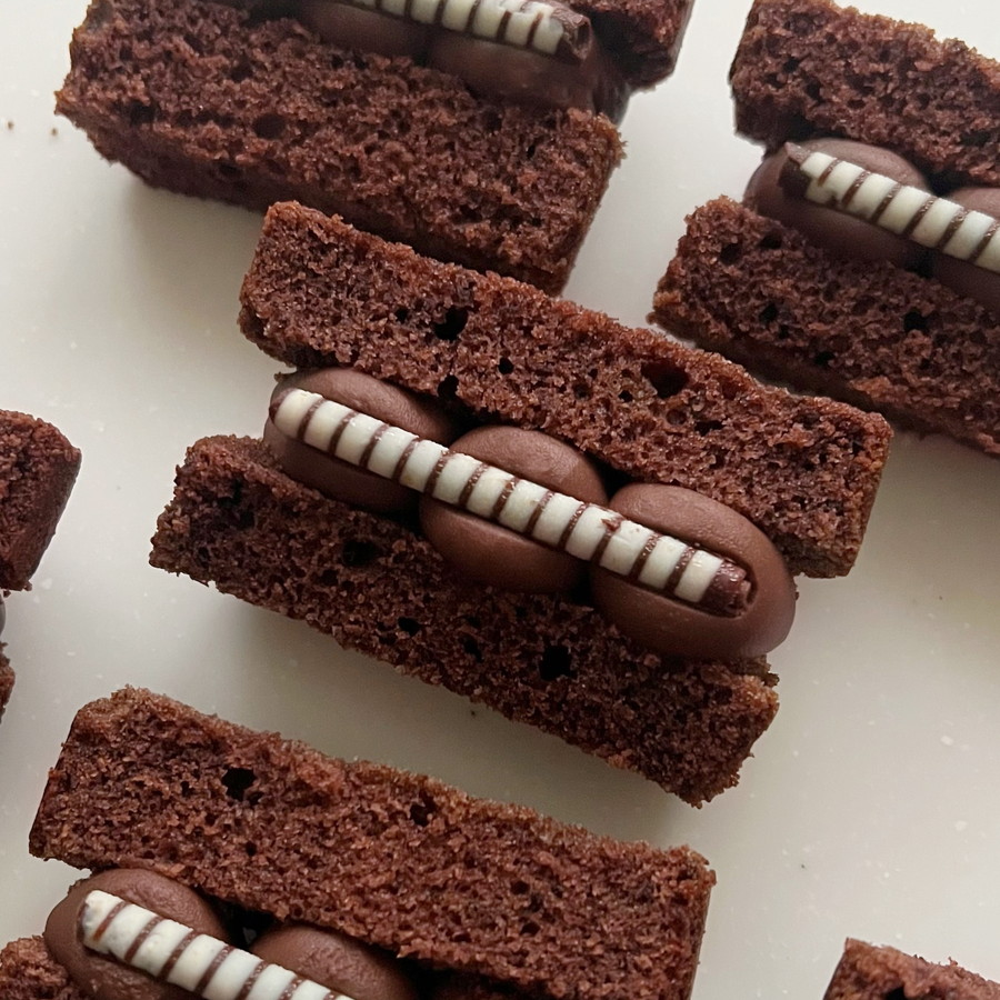 ミックス粉で簡単!チョコケーキサンド