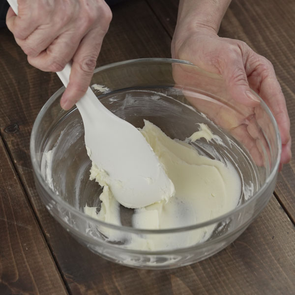 3　　桜のレアチーズ