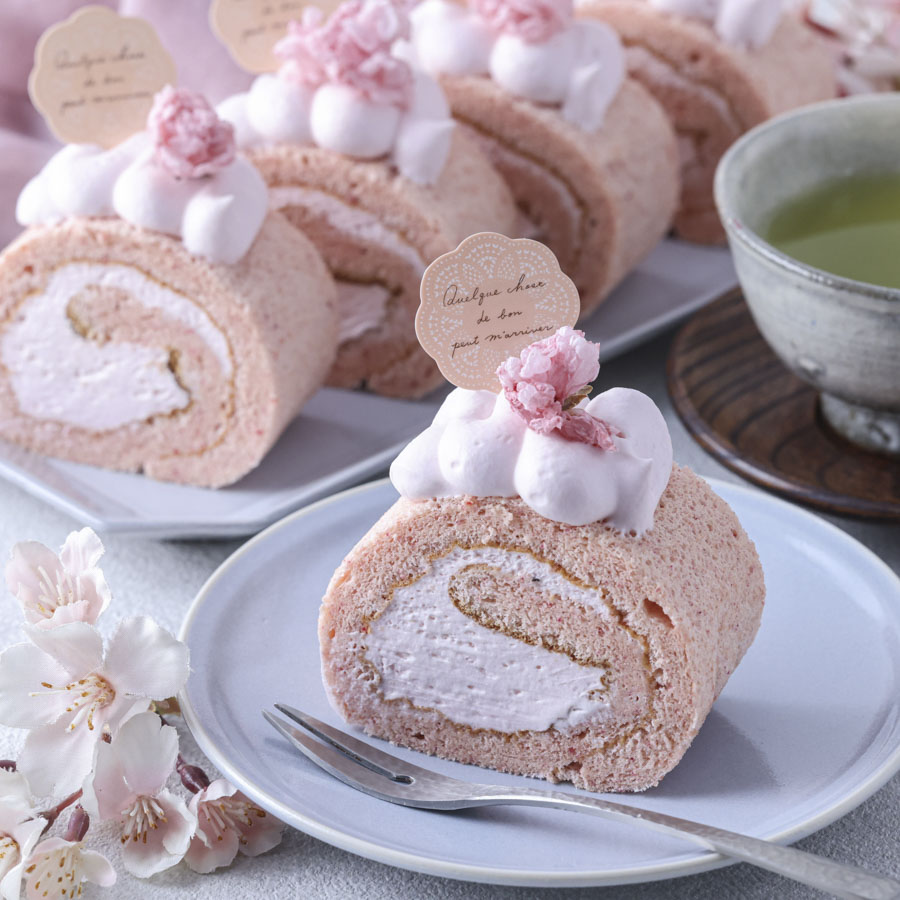 春色スイーツ!桜のロールケーキ
