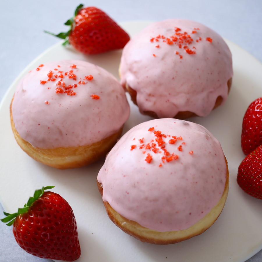 白神こだま酵母でつくる　ふんわり苺のドーナツ