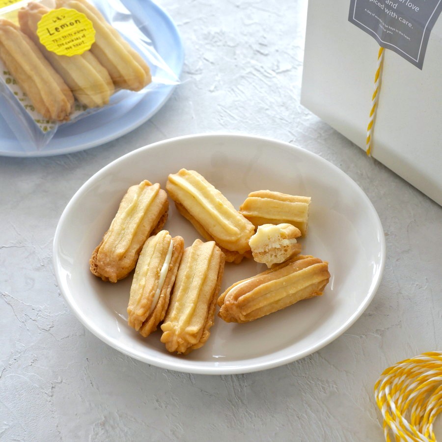 レモン香る♪ホワイトチョコサンドクッキー