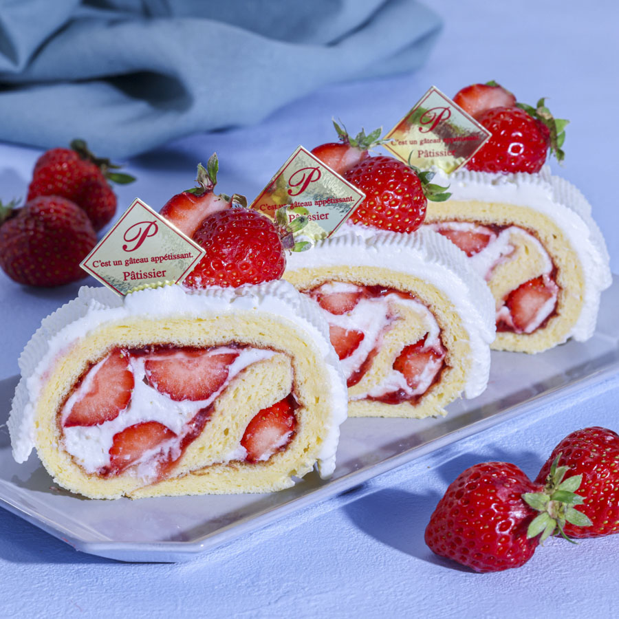 苺のシフォンロール